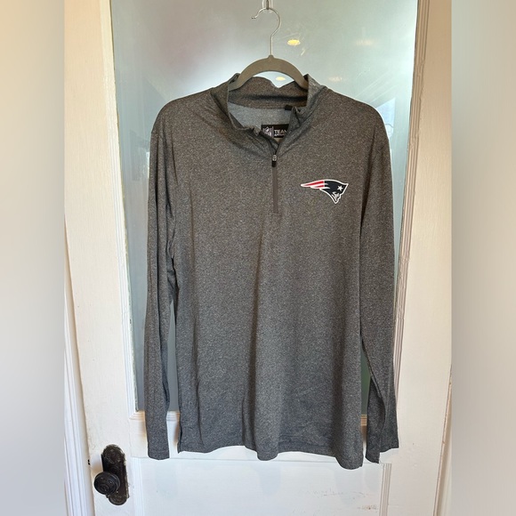 New England Patriots Men’s Large 1/4 Zip - Picture 2 of 4